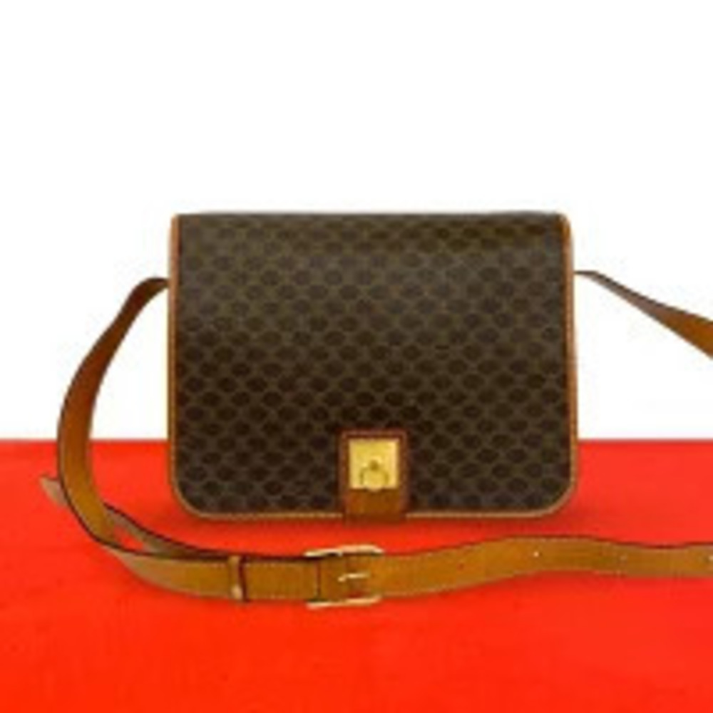 Celine Macadam Blazon Triomphe Ring Leather Shoulder Bag Brown